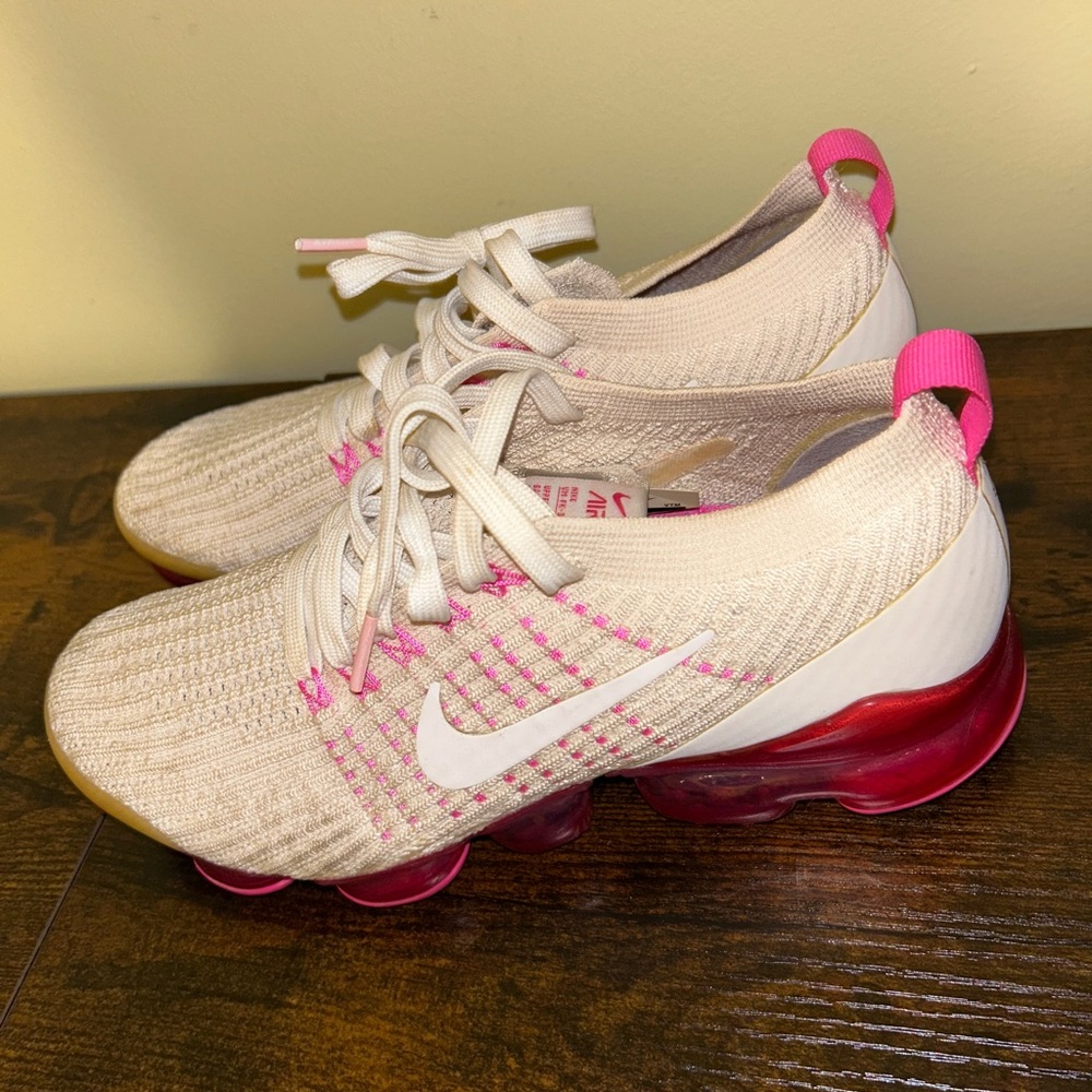 Women’s Nike VaporMax